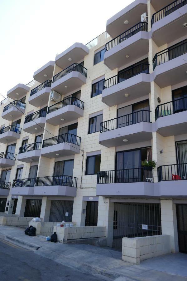 דירות מליאהה Calypso Court מראה חיצוני תמונה